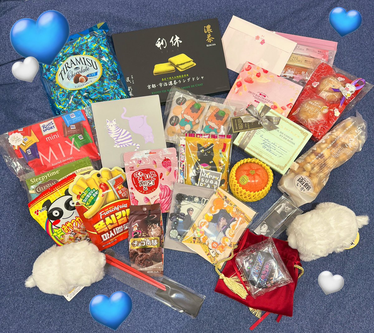 東京での誕生日イベント、今年も無事に終わりました💝ありがとうございました💜 差し入れやプレゼント、お手紙もありがとうございます🥰💖 全て大事にします✨ お菓子は美味しく頂きます😋💛