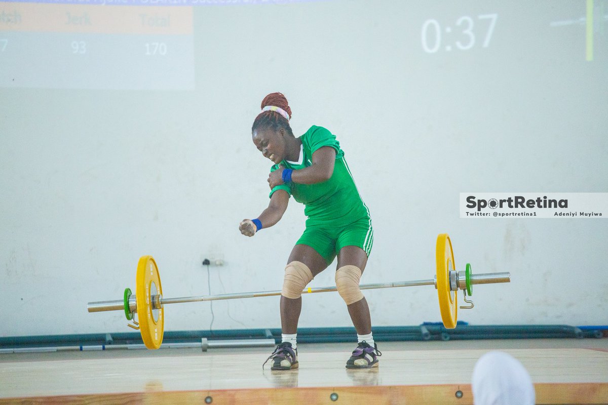 📷:

Nigerian weightlifter, Morufat Folarin in action during the 55kg weightlifting event at the ongoing 13th African Game in Accra, Ghana.

Kojubelo.

#AfricanGames2024 
#Accra24
#TeamNaija