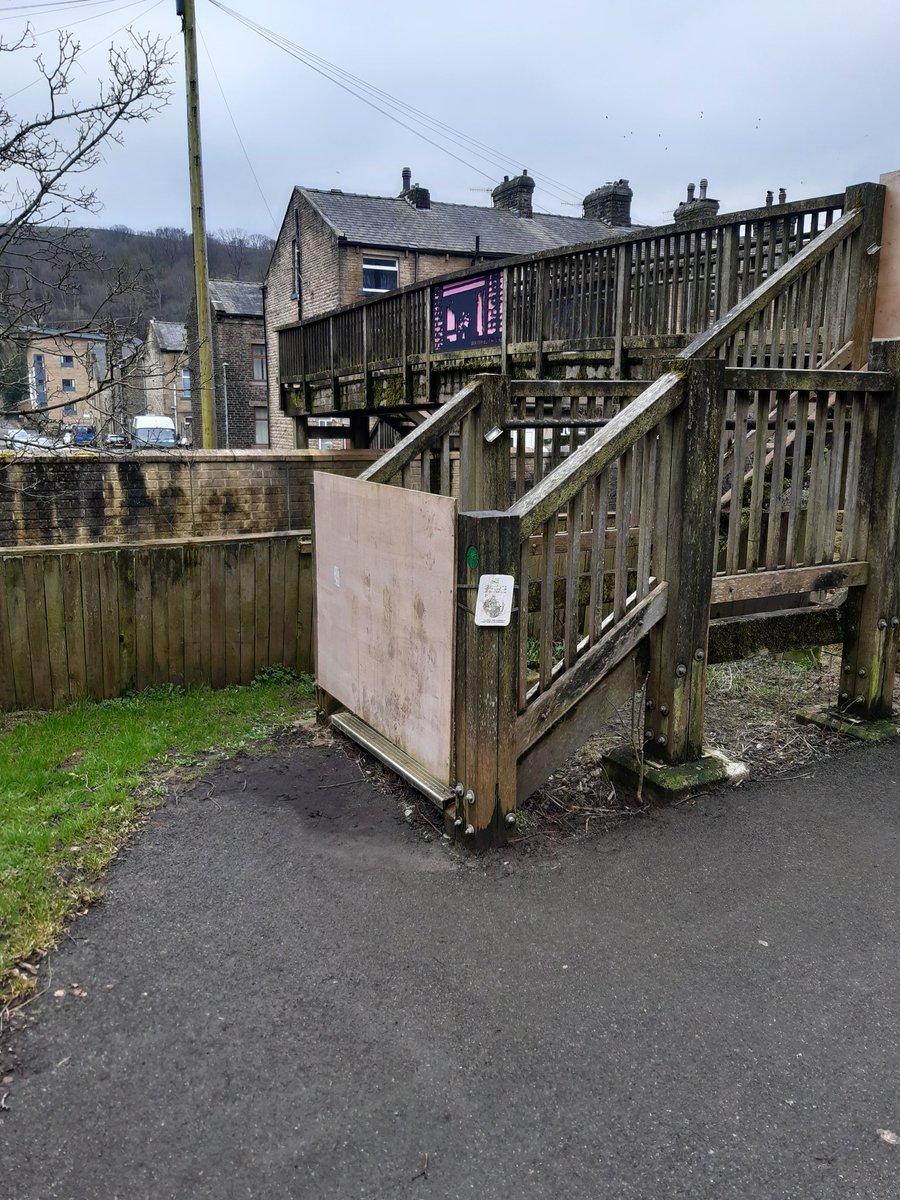 The footbridge at Hey Street remai s closed.  TRIG have been liaising with Town Council on this.  It seems Jupiter Investments who own just the river wall have taken it upon themselves to  close the bridge, despite the inconvenience to local people, but hey.. what do they care!