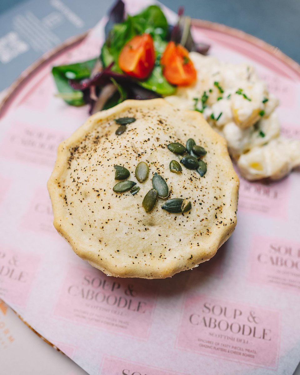 If you missed #BritishPieWeek last week - fear not‼️We've got delicious #pies on the menu here @ #sooupandcaboodle all 52 weeks of the year 😉 In this currently chilly weather nothing beats a tasty, hearty #savourypie to warm your heart and your plate..😍 @Bonnieandwilduk 🏴󠁧󠁢󠁳󠁣󠁴󠁿👌