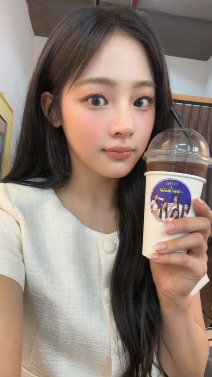 nwjnslatam's tweet photo. 📞 | 031124

— Actualización de Minji en su chat individual a través de phoning.

#NewJeans #뉴진스 #MINJI #민지 @NewJeans_ADOR https://t.co/xgSFl0IFO5