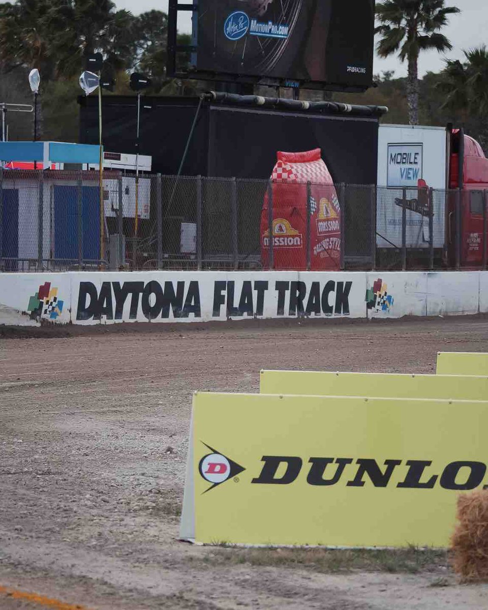 Let’s slide into the week with some memories from the @americanflattrack @daytona Short Track!

#RideDunlop #RaceDunlop #DunlopFamily #DT4 #FlatTrack #DunlopDaytona