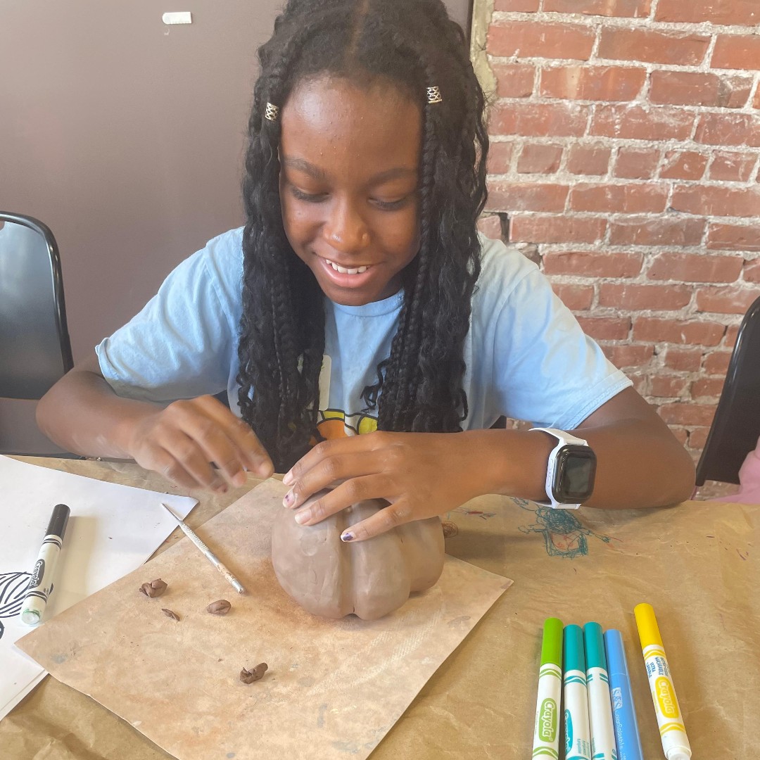 METCnj's tweet photo. Camp METC early bird pricing is going on now through March 31! Join us for one week or stay all four. Crafting, art shows, water play, and more. Register today! 
https://t.co/EIEYvFOW3w

#summercamp #morriscountycamp #artcamp #creativecamp #madisonnj https://t.co/PHJ6xd9iQ8