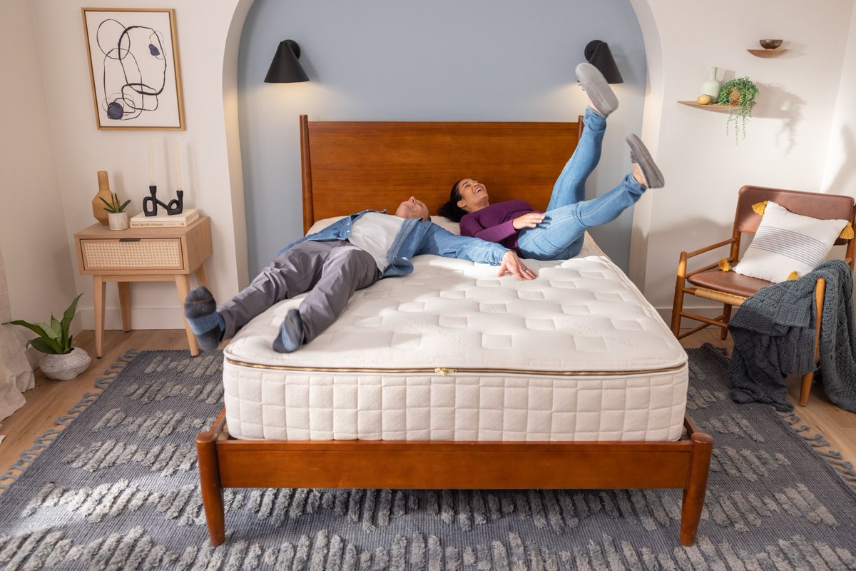 Happy National Napping Day! 🥳 What better way to celebrate than by resting on a certified organic, non-toxic and EWG® Verified mattress? 🌱 Explore our wide selection of mattresses for the whole family – babies, kids, adults and pets – on our website! ow.ly/RV3750QJlxz