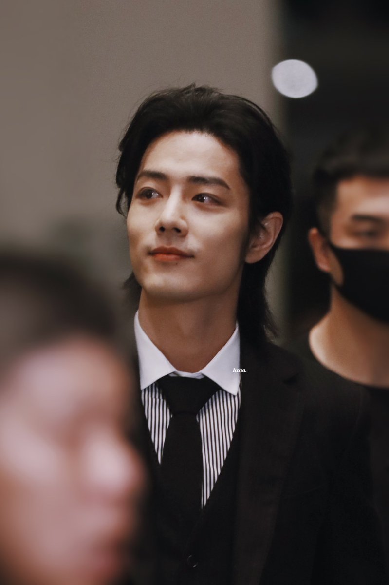 มูฟออนจากเซียวจ้านอินสคป.ไม่ได้ เขาเหมือนแวมไพร์ที่เพิ่งตื่นขึ้นมาในรอบร้อยปีเป็นบุญของดิชั้นที่ได้พบกับนายท่านฌอน