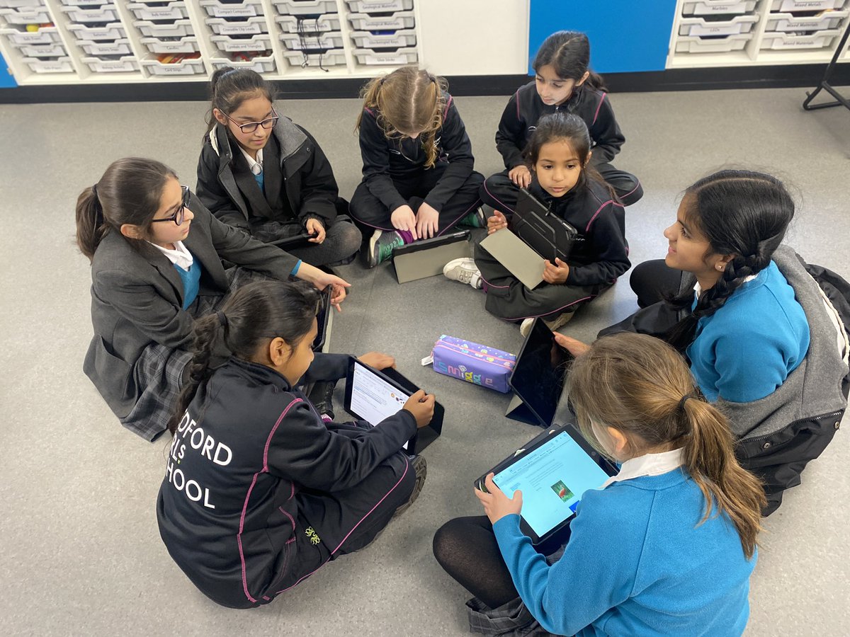 BGS_JuniorSch's tweet photo. 🦖 Dive into #STEMWeek2024 with gusto at BGS! 🚀 Today, Mrs Martin’s STEM club leads a thrilling lunchtime activity: ‘Disappearing Dinos’ 🌟 Girls will design solutions to protect Earth from asteroids! 🌍 Let’s ignite our #BGSImaginative minds for a stellar challenge 🔭 https://t.co/HYzAwFkwnM