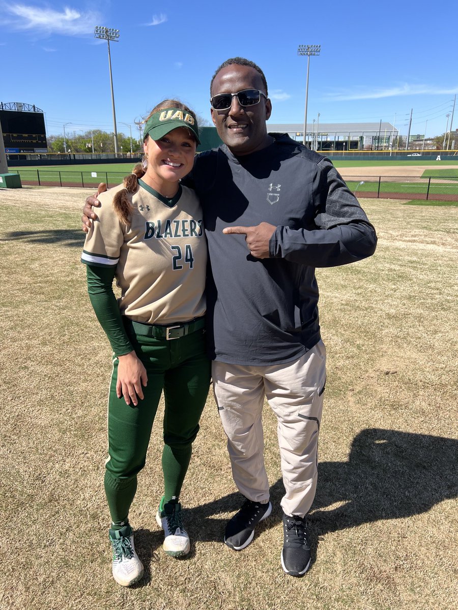 CoachAJ22's tweet photo. I enjoyed watching ⁦@HannahMiles2022⁩ and the Blazers get the W on yesterday.  Way to ball H..keep up the good work!! #TopNotchAthlete @kdc213 ⁦@joeb23441⁩ ⁦@pdavis_22⁩ ⁦@brylan_jordan⁩ ⁦@wilkinformby⁩ https://t.co/fEjYx4w3N3