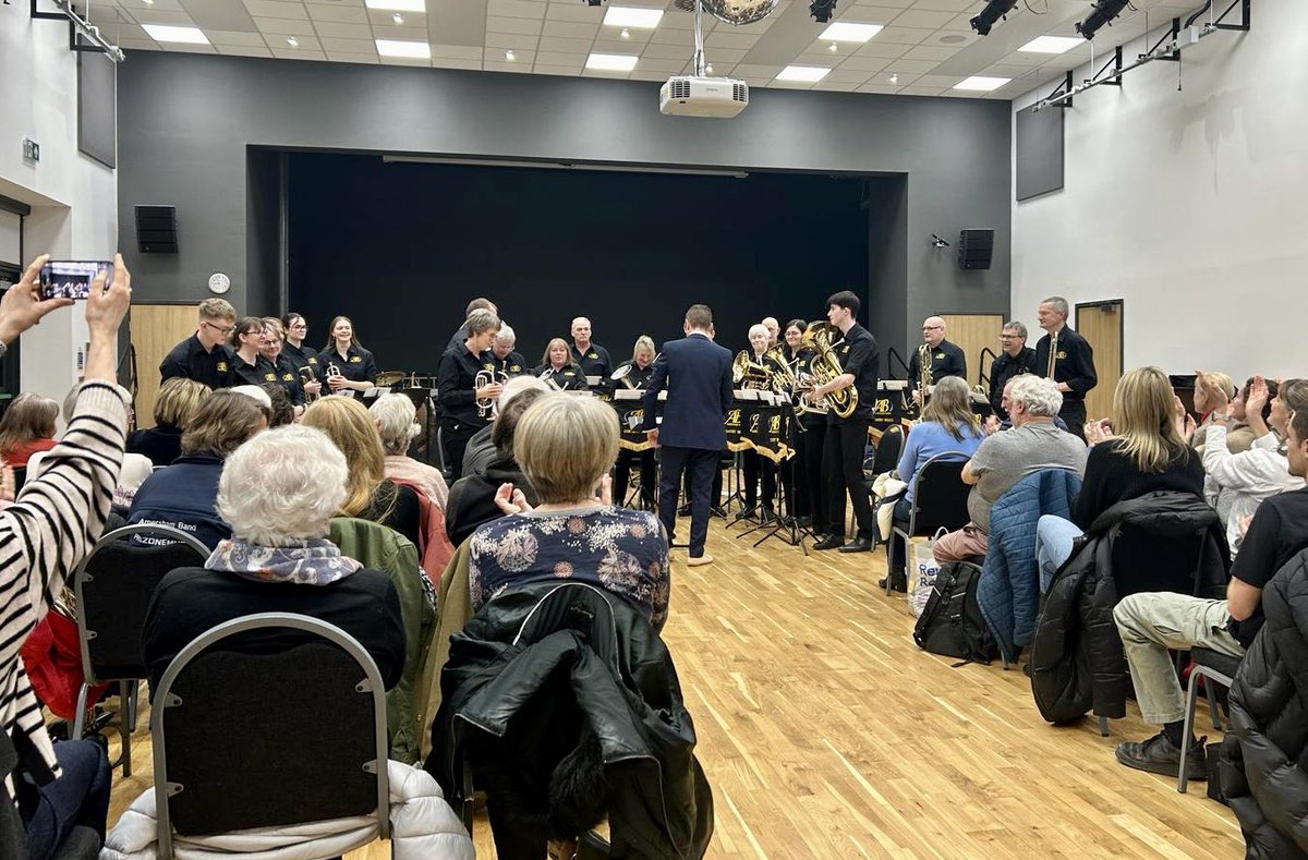 Thanks to all who came along to our 'Contesting Brass' Concert last Saturday, as both Amersham Band and Amersham Concert Brass continued their preparations for the @kapitol_promo regionals this wkd!