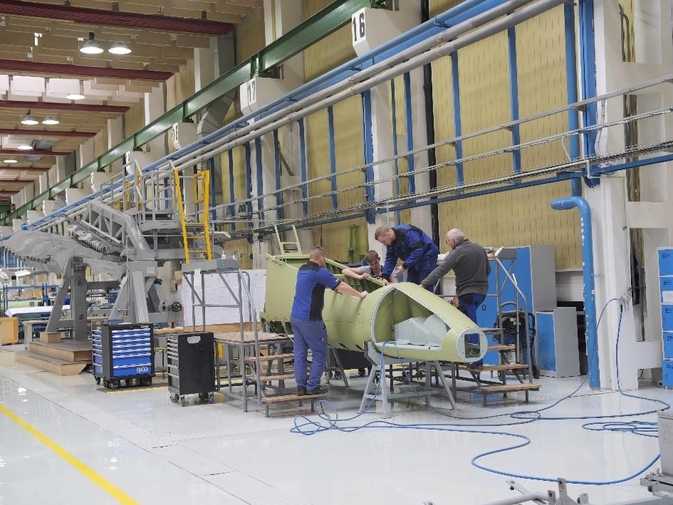 ✍ <a href="/AERO_Vodochody/">AERO Vodochody</a> získalo 100% podíl ve společnosti @Technometra.

Technometra patří mezi významné dodavatele pro nový letoun L-39NG. Dodává a realizuje také opravy agregátů pro starší letouny vyrobené v Aero.
Cílem nákupu je stabilizace a rozvoj našeho dodavatelského řetězce.