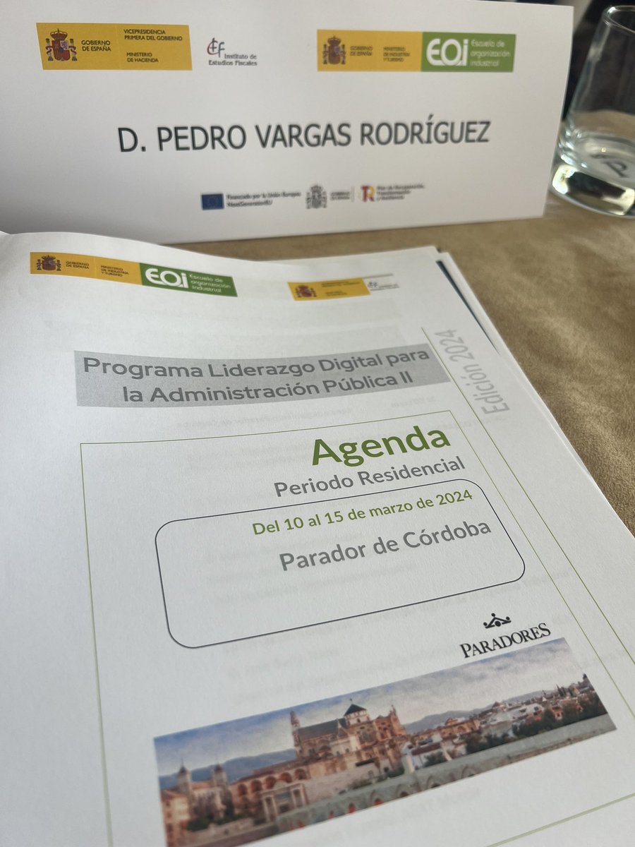 PedroVR793's tweet photo. Formarse y aprender cada día para tratar de ser mejor persona y profesional. Gracias al @IEF_ES y a la @eoi por la organización de la II Ed. del Programa en Liderazgo Digital para la Administración Pública que hoy comenzamos en el fantástico @paradores de Córdoba. 
¡A por ello! https://t.co/5RXOeTi8QS