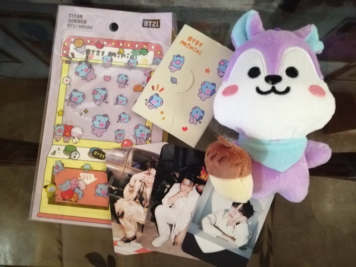 finally nareceive ko na po thankyou po <a href="/marmalade08/">🅶🅸🅽🅶⁷ ㉧㉣㉣</a> 💜 i really love the umbrella and freebies mostly itong si mang na sobrang cute 💖💞