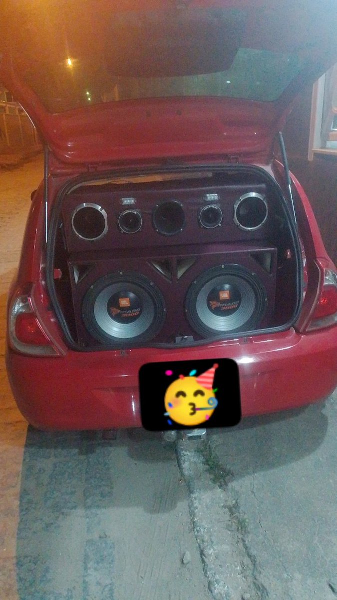 Lucsfernandes9's tweet photo. Aii tá meu projetinho rsrs🙅🏻‍♂️🎉 https://t.co/jSnHoP1who
