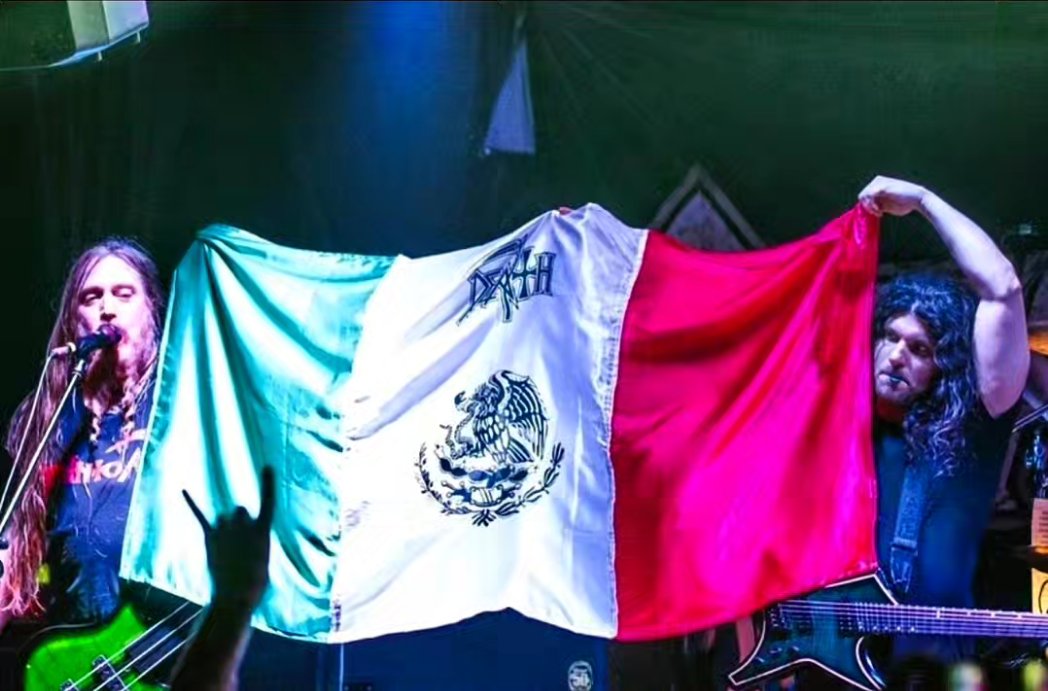 Muchas gracias Mexico! The first three shows of the tour we're all awesome. Thanks to all of you in Guadalajara, Monterrey, and Mexico City DF! We will come back as soon as we can. Thank you for keeping the spirit of Chuck alive and showing much love for Death To All..!! AHUEVO!