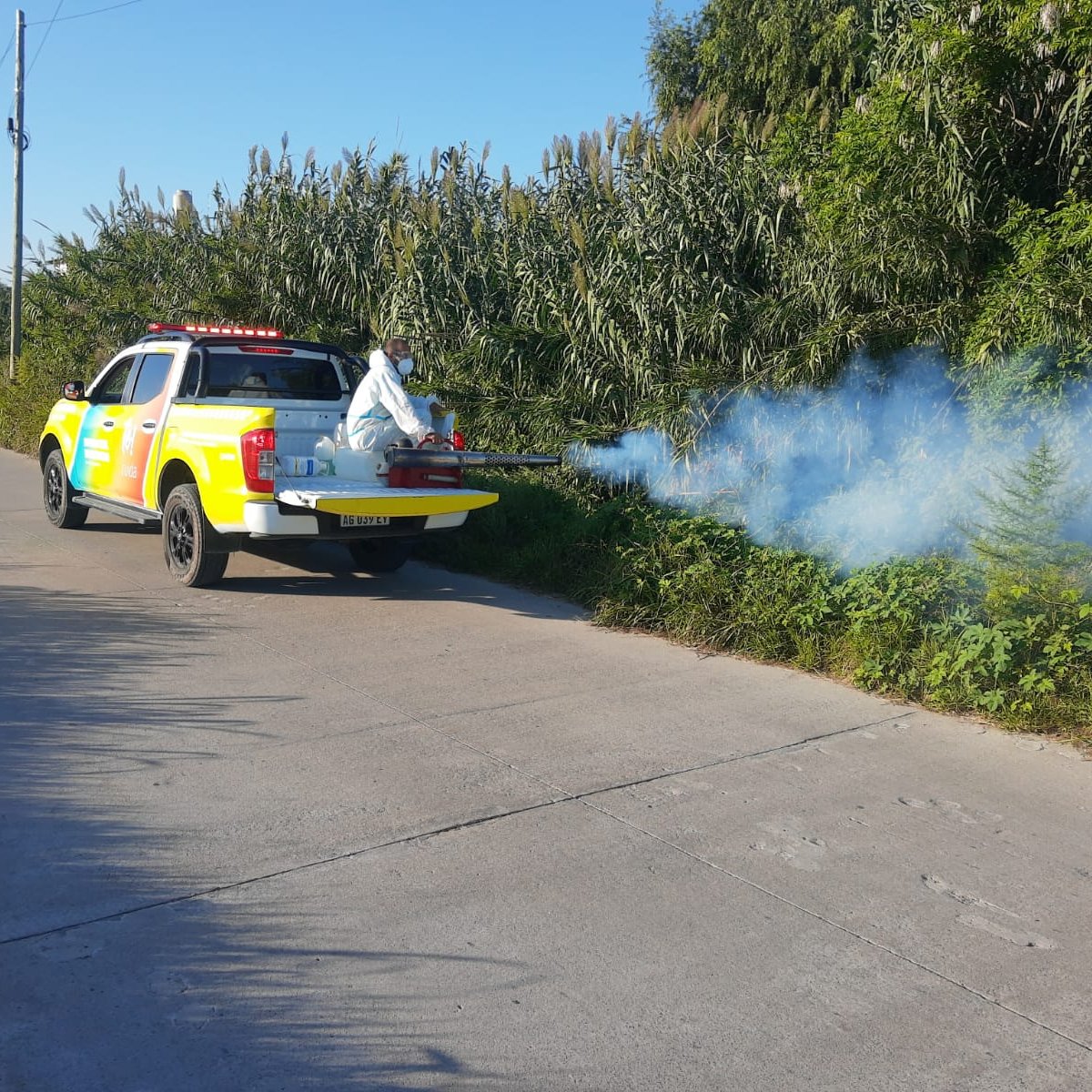 #Salud 📷 #Zoonosis #DefensaCivil 📷 #Dengue 📷 | Ante el cambio de normativa provincial, el Municipio comenzó rápidamente con los trabajos en las ciudades 📷