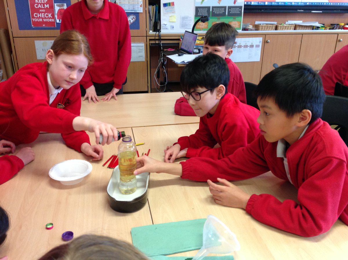 Science day is going so well!  From making lava lamps and rainbows, to learning how the digestive system works and what you can find in an owl's stomach, everyone has had a fantastic time! #Science #BSW2024