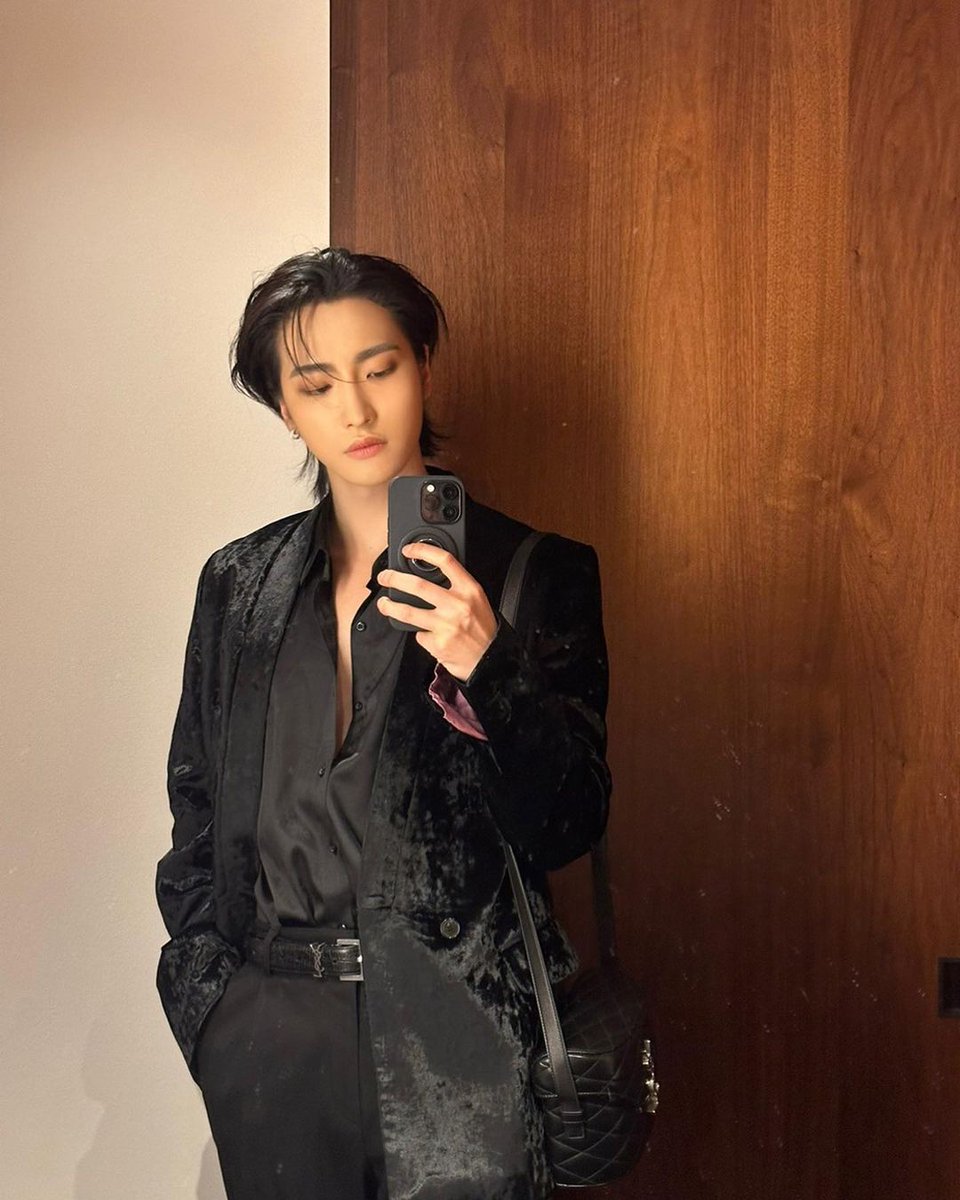 asyourpromise's tweet photo. / 🫗 — ootd, 

มาดื่มแบบงานรีบแท้ https://t.co/fOEE81PiP7