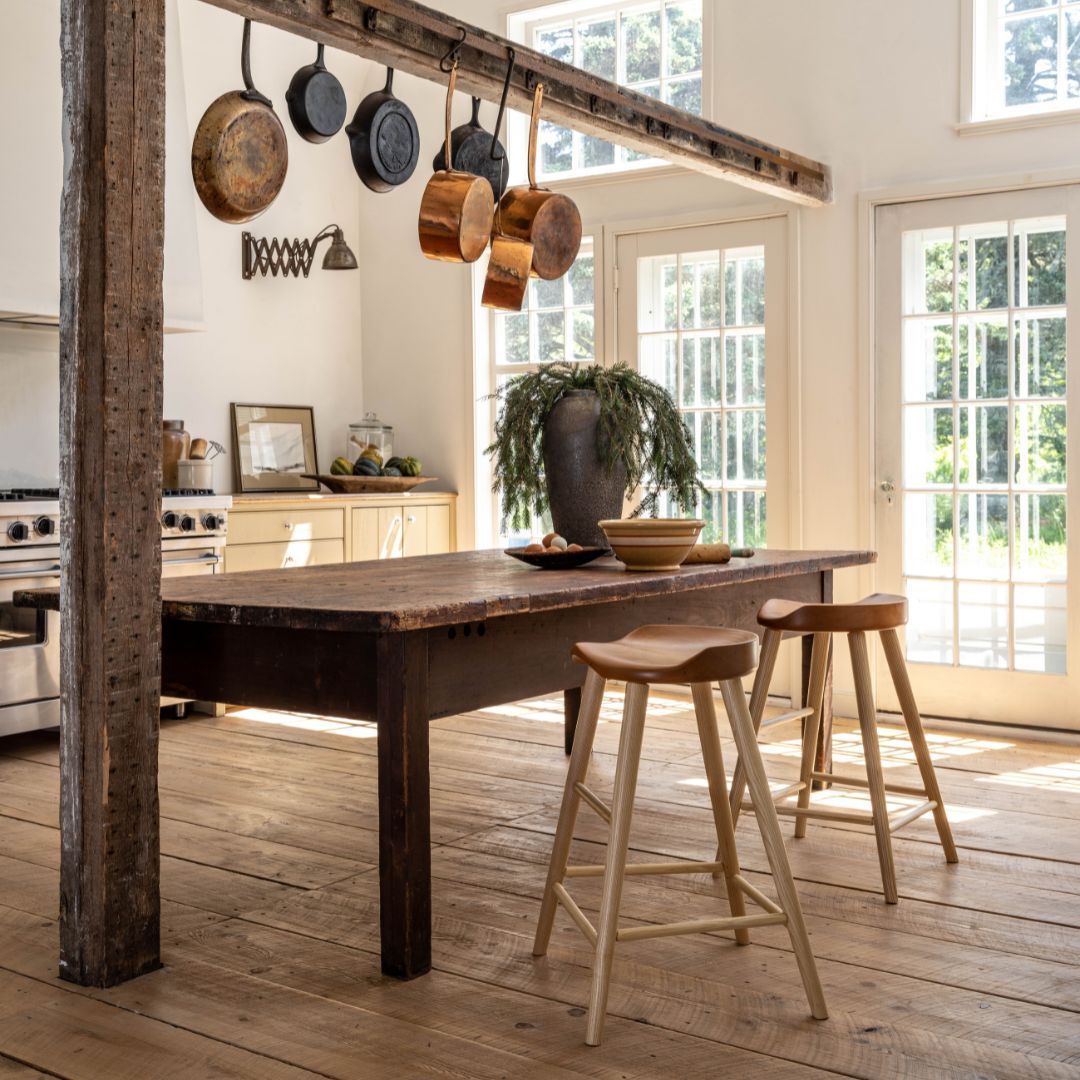 ThosMoser's tweet photo. Handmade wooden stools bring a touch of charm and natural warmth to your kitchen decor, creating an inviting atmosphere for family and guests alike. Sturdy construction ensures durability, providing reliable seating for meal prep, casual dining, or enjoying a cup of coffee. https://t.co/pJYl7rOpH3