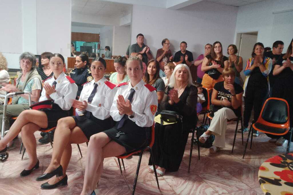 multipringles's tweet image. JORNADA DE REFLEXIÓN POR EL 8M EN EMPLEADOS DE COMERCIO

De la actividad participaron mujeres que se destacan en diferentes ámbitos de nuestra localidad

Nota: eldiariodepringles.com.ar/interes-genera…