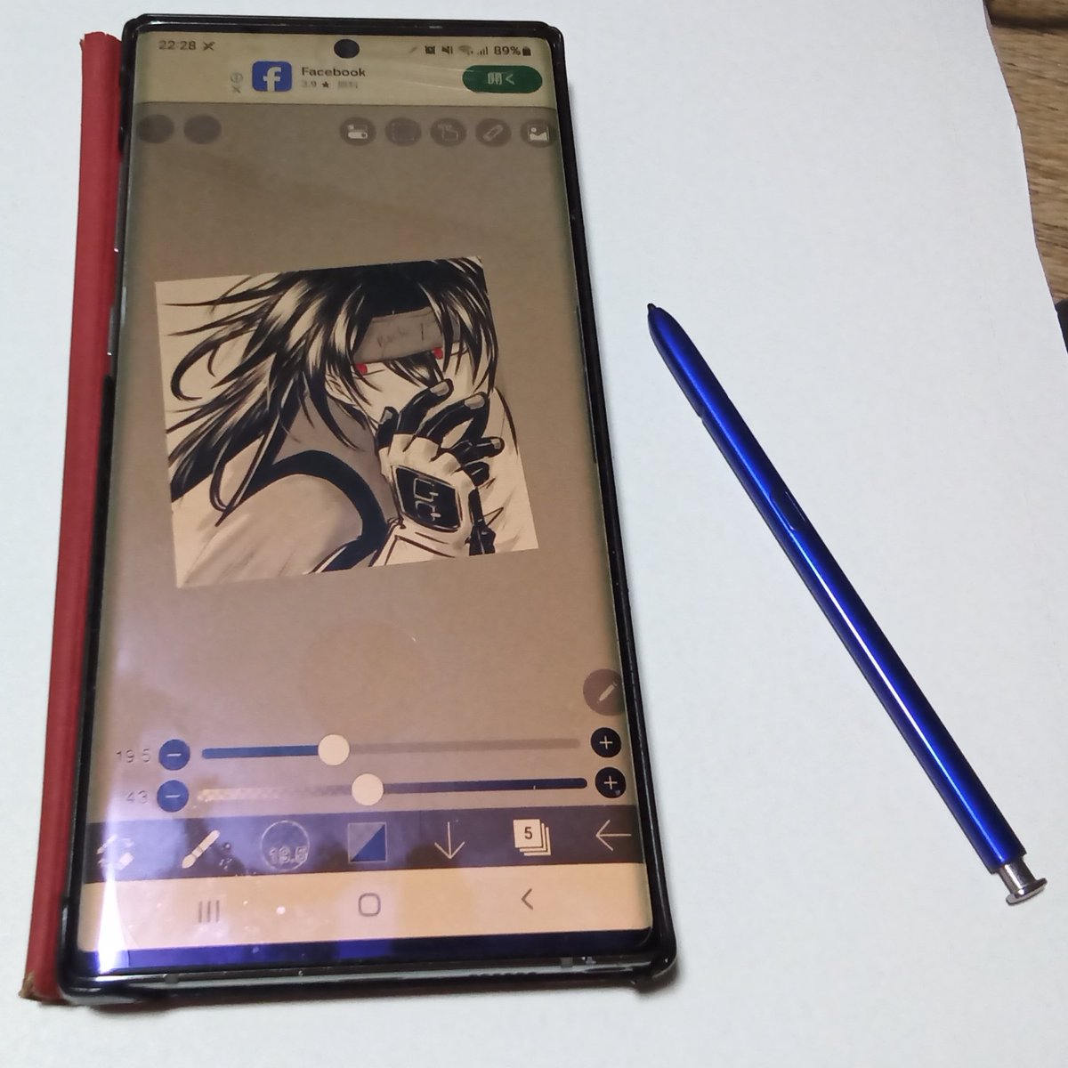 わしのお絵描き道具

GALAXYnote10+

もう４年使ってる相棒！
専用ペンでスイスイ描けちゃうZE☆

今の名前はGALAXYultraらしい

みんなもGALAXYにしよ！