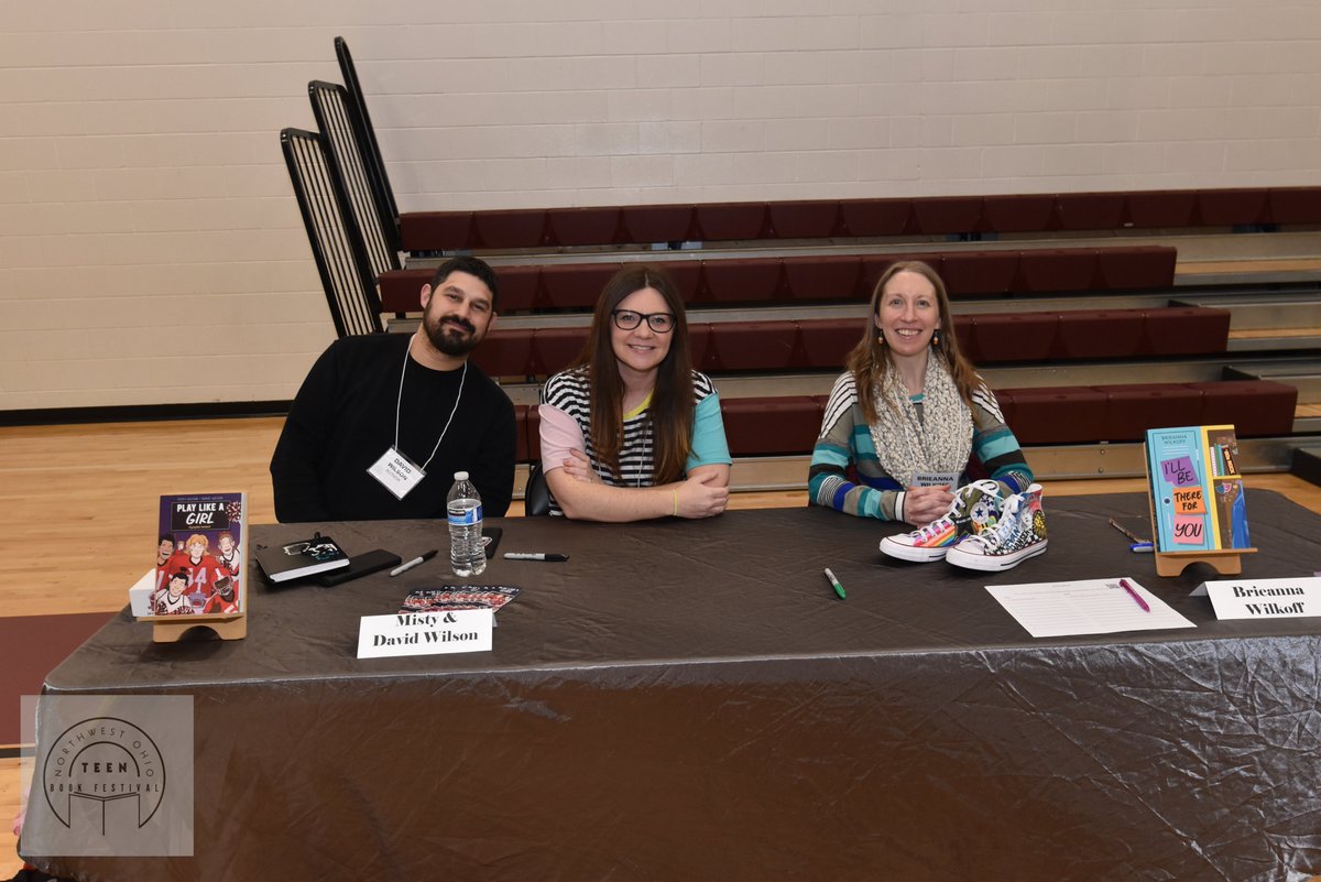*Loving* that the NWO Teen Book Festival had a photographer there! All is not lost! 

Had so much fun hanging out with (and/or meeting) @buffalojenn, @ericsmithrocks, @MindyMcGinnis, @BrieannaWilkoff, @FarrahRochon, @KristyLBoyce, @jessicavitalis (sry if i forgot anyone!)
