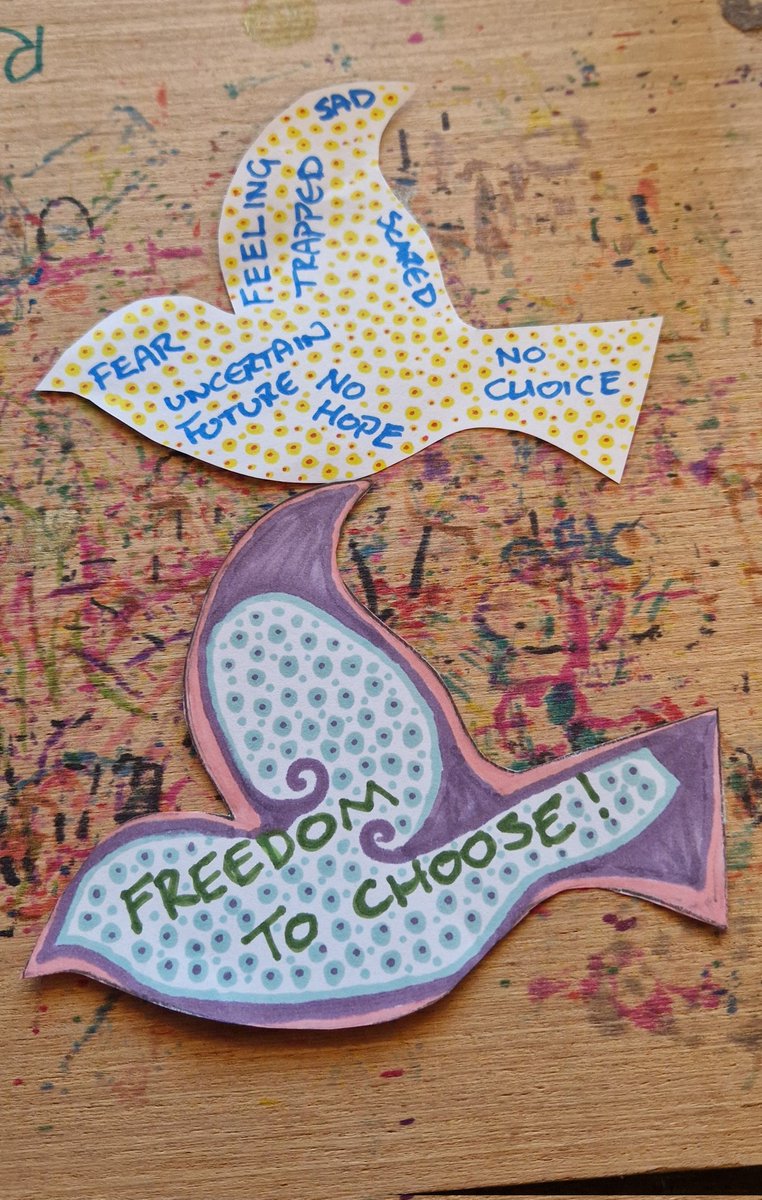 Today, we held the second of our community art sessions at Grimsby Town Hall to produce community art work with thanks to Sarah from #TheHouseWiththeBlueDoor. We have been asking the public about their ideas of #Freedom <a href="/WilberforceHull/">Wilberforce Institute</a> <a href="/UniOfHull/">University of Hull</a> <a href="/humberantislave/">Humber Modern Slavery Partnership (HMSP)</a> <a href="/HumbersidePCC/">Humberside PCC</a>