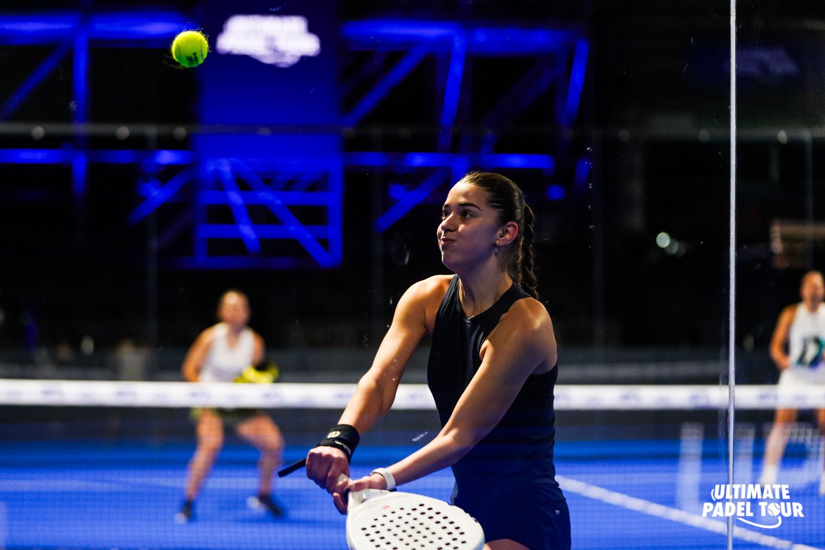 UltimatePadel's tweet image. #UPTLeganés🥒
1/16 final 🚺 Femenino

👏 Lorena Rufo &amp;amp; Lucía Martínez
🆚 6/2-6/1
👋 María Portillo &amp;amp; Kaori Peco

📍La Cubierta de Leganés
🔢 Marcador en directo 👉 ultimatepadeltour.com