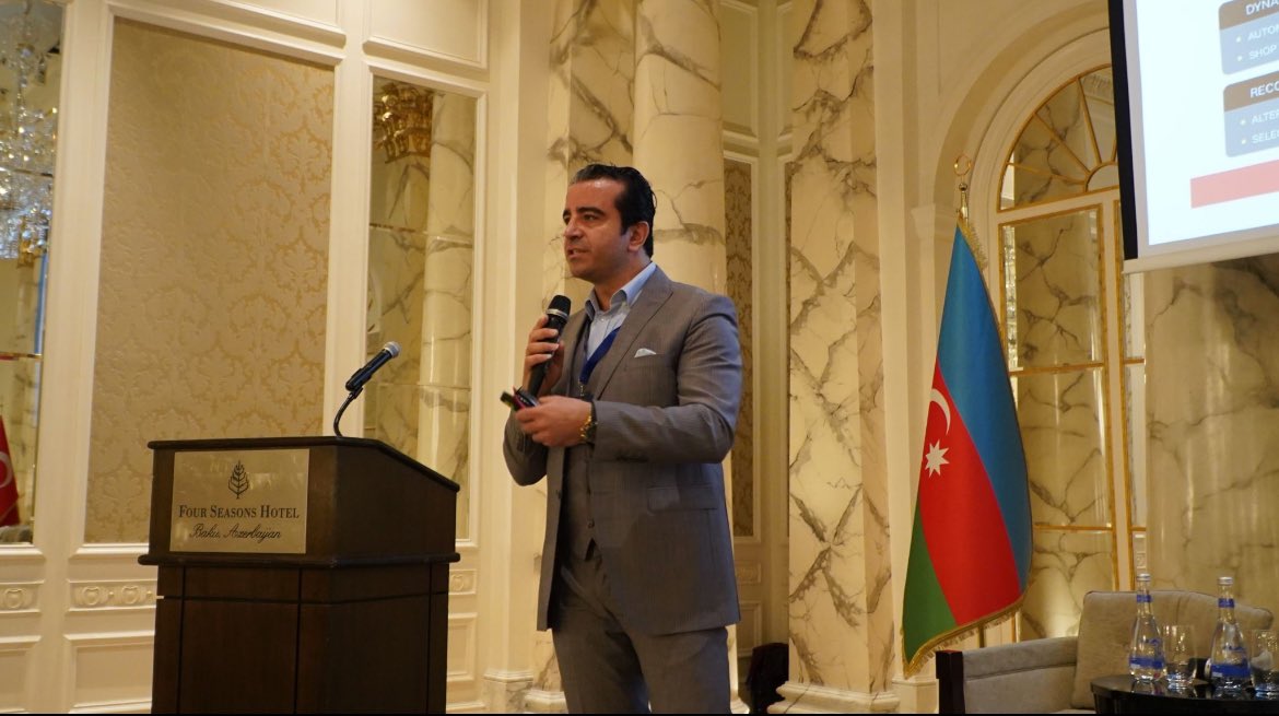 Fintech Innovation Hub olarak düzenlediğimiz Azerbaycan &amp; Türkiye E-Ticaret Forum 2024 Etkinliğimizde Segmentify Türkiye Ülke Müdürü Hüseyin Öğüt , "E-ticarette Kişiselleştirme" isimli sunumunu değerli katılımcılar ile paylaştı.