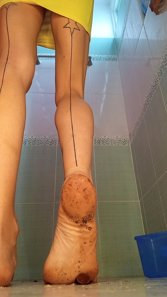 Vanessa08246111's tweet photo. HerMajestyDirtyFeet content is at reduced price on feetfinder...
Come and check her #Dirty_feet_queen #dirtycrushingfeet #dirtyfeetqueen #crushingbug #dirtysole #feetfinder follow the link https://t.co/hAARdj2CfG you won't be disappointed if you are a real #feetlover https://t.co/Me36pKUB20