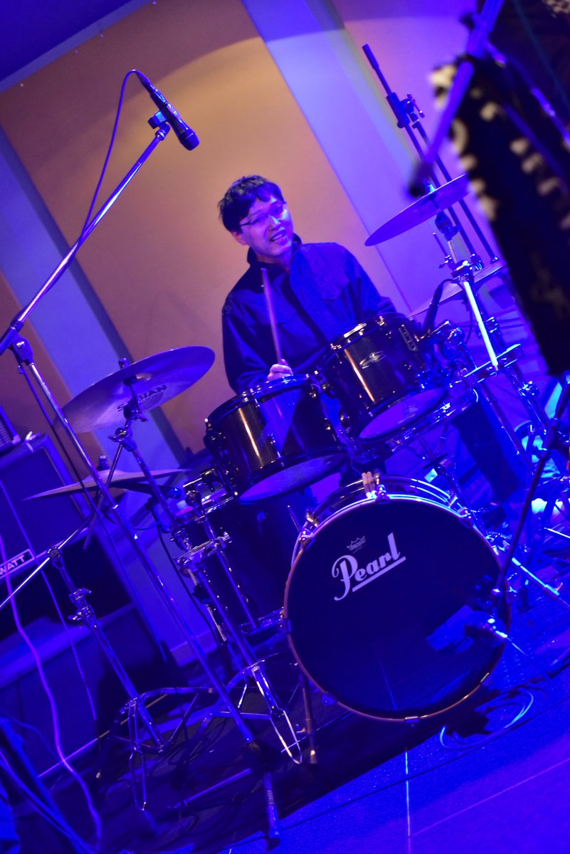 onorabout_'s tweet photo. Thanks B side sound. Thank you all of music lover.
On or About is
-Masato Suzuki
@masato_zansu
Pt: Vocal, Synthesizer
-Genki Horiguchi
@gxexnxkxi
Pt: Bass, Programming
-Takeshi Kameda
PT: Drums
-Hibiki（maiko）
@maixyl
Pt: Violin, Bk Vocal
-DJ Panda
@Djpanda_gogo
Pt: PANDA https://t.co/UrneccNATC