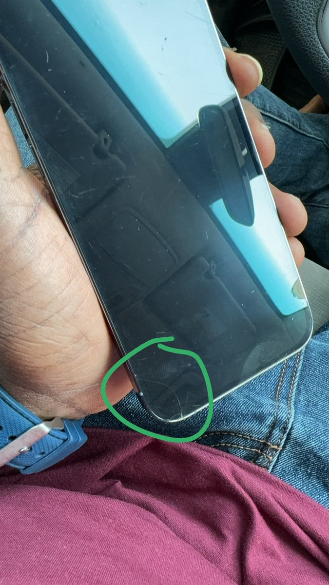 kofisikaa's tweet photo. iPhone 13 Pro Max 256gb Factory Unlocked 
89%🔋
Slight crack buttom left corner (check last frame)
Gh¢7199.99
Dm/call/WhatsApp/iMessage 0504988015 / 0547779861 https://t.co/yIWAeAJxdc
