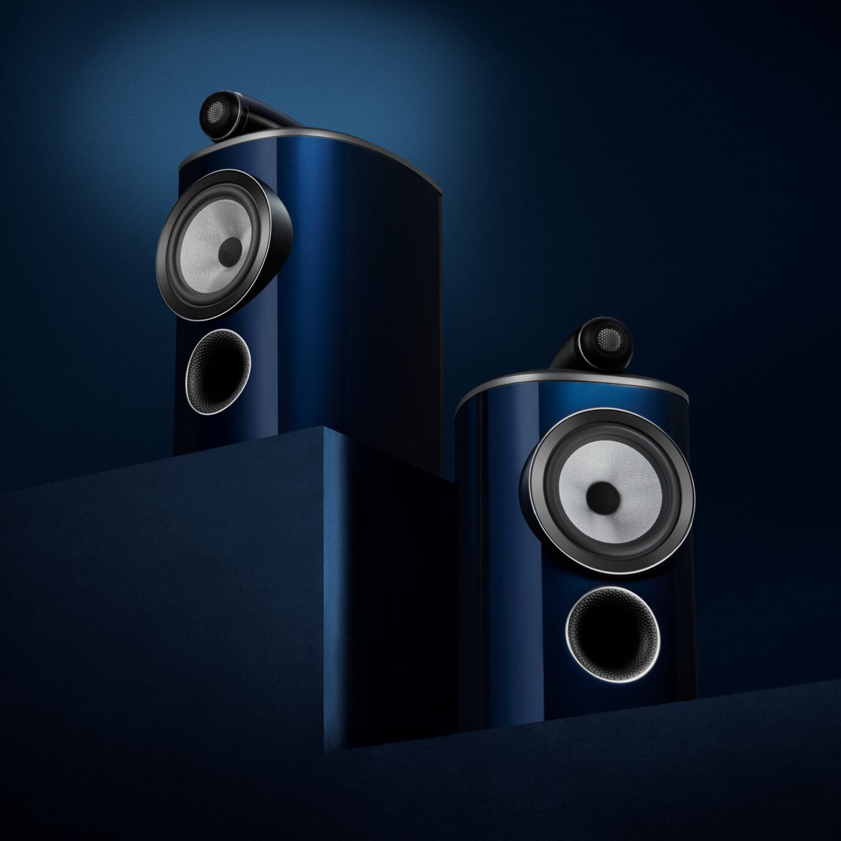 For over 50 years, Bowers & Wilkins has been dedicated to bringing listeners closer to the music they love. 

#BowersWilkins #800SeriesSignature #805D4Signature #HiFiAudio