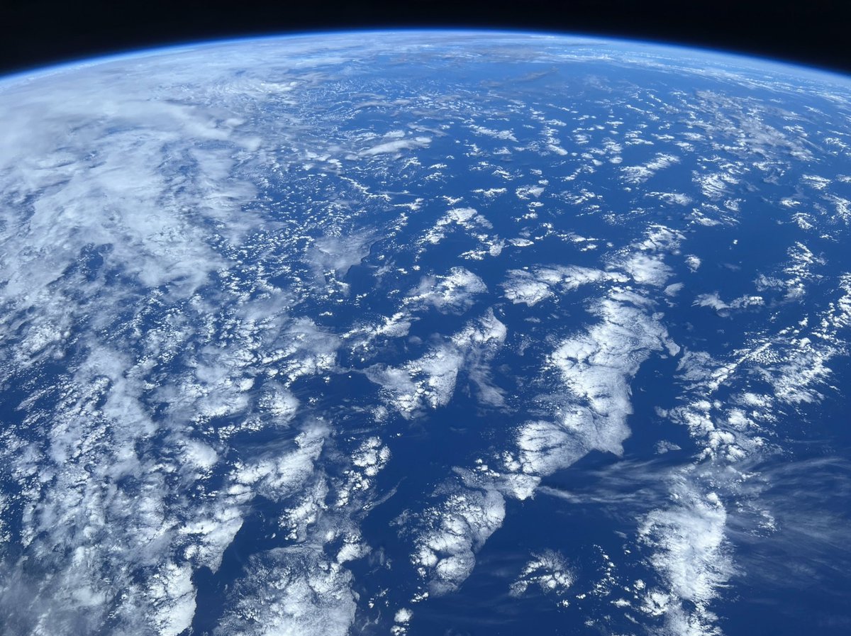 A beautiful shot of Earth from the @Space_Station by @TURKastro during #Ax3!