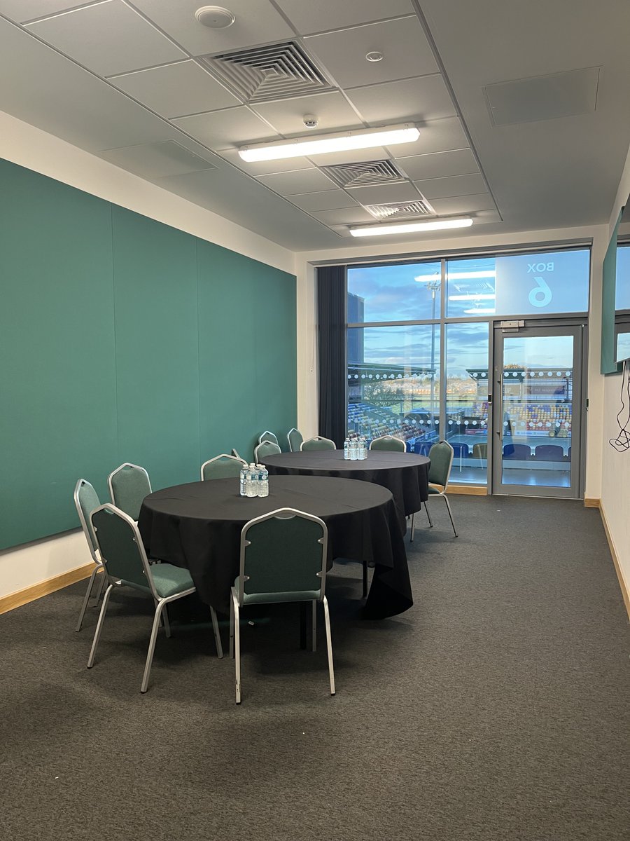 Box Six has had the most fantastic glow up! ✨ Used for private hire meetings and events, it was time to take this box to the next level. @boconcept have stepped in with their gorgeous furniture and finishing touches. #LNERCommunityStadium #YorkStadium #BoxSix #PrivateHire