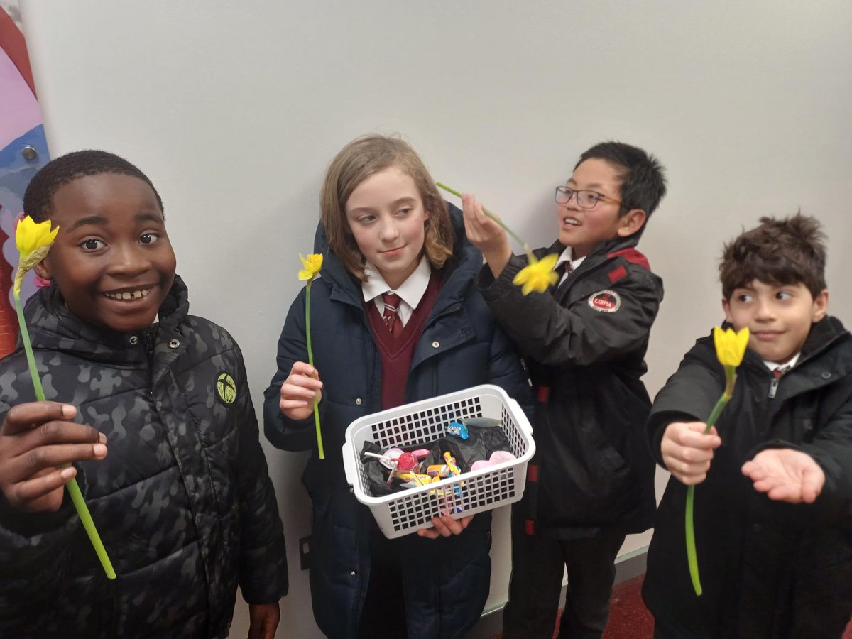 St Dunstan’s Primary 🧡 tweet media