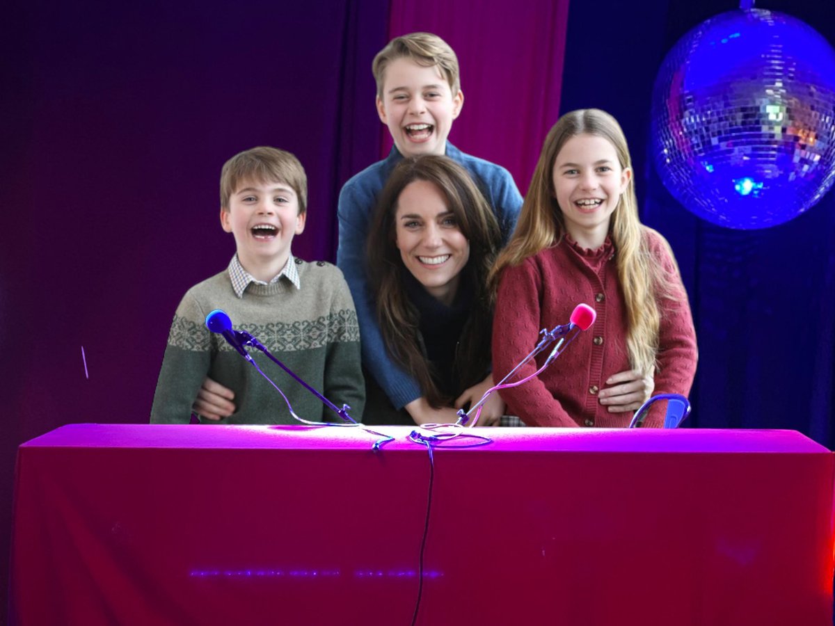 TheWansteadtap's tweet image. Wow! Guess who popped into the Tap to record a podcast on Sunday night!