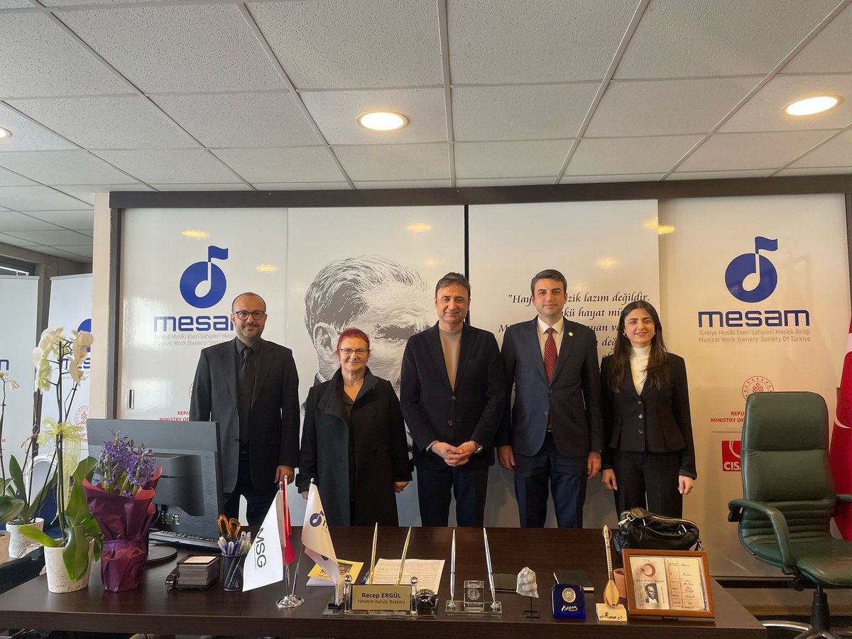 İl Başkanımız Yadigar Özen ve parti heyetimizle beraber MESAM (Türkiye Musiki Eseri Sahipleri Meslek Birliği)’ı ziyaret ederek Yönetim Kurulu Başkanı Recep Ergül ile bir araya geldik. Sanatçılarımızın sorunlarını ve taleplerini ele alarak toplumcu çözümlerimizi aktardık.