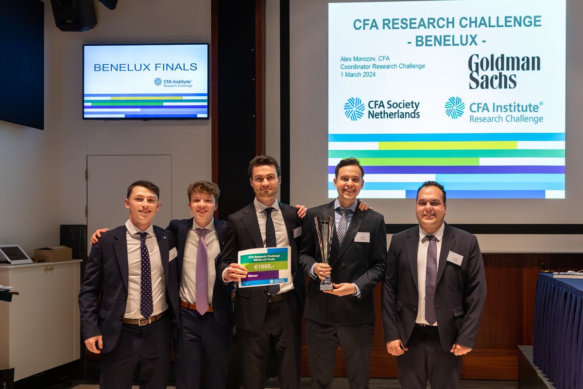 A team of students from our Master’s programme Financial Management @USE_UU @UniUtrecht won the Benelux final of the @CFAinstitute research challenge in their first ever participation. Congrats! Thanks also to their supervisor Thomas Walther @th_walther cfasociety.nl/en/cfaresearch…