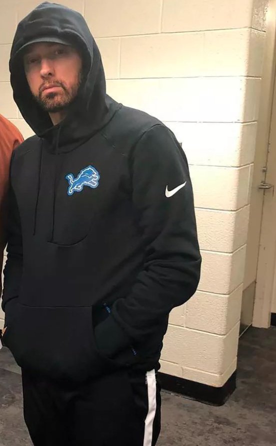 #eminem https://t.co/9LksSTxfGs