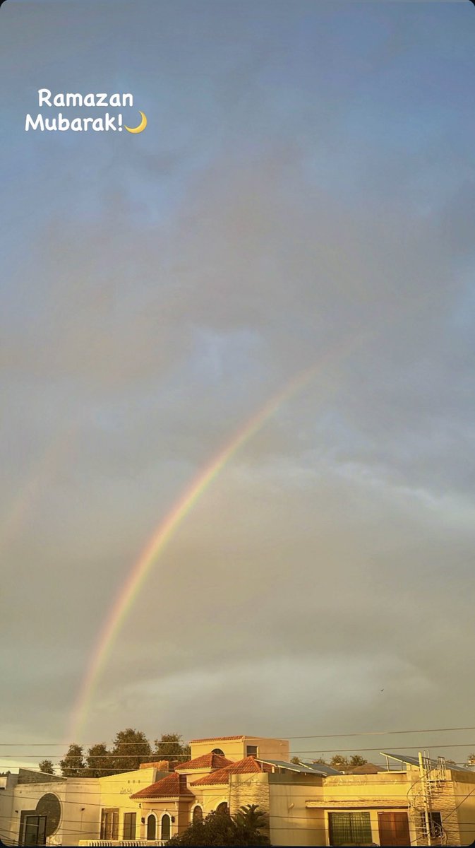 This is how Lahore welcomed Ramadan Subhan Allah🌈🤍