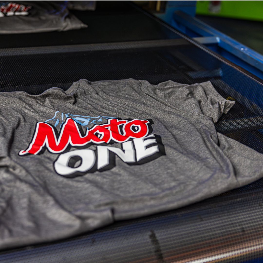 FullyPromotedSC's tweet image. Branded apparel looks different for every organization – from t-shirts to embroidered jackets. At Fully Promoted, our aim is to offer you quality clothing that matches your brand and budget.

#areyoufullypromoted #tshirts #jackets #brandedapparel #budgetfriendly