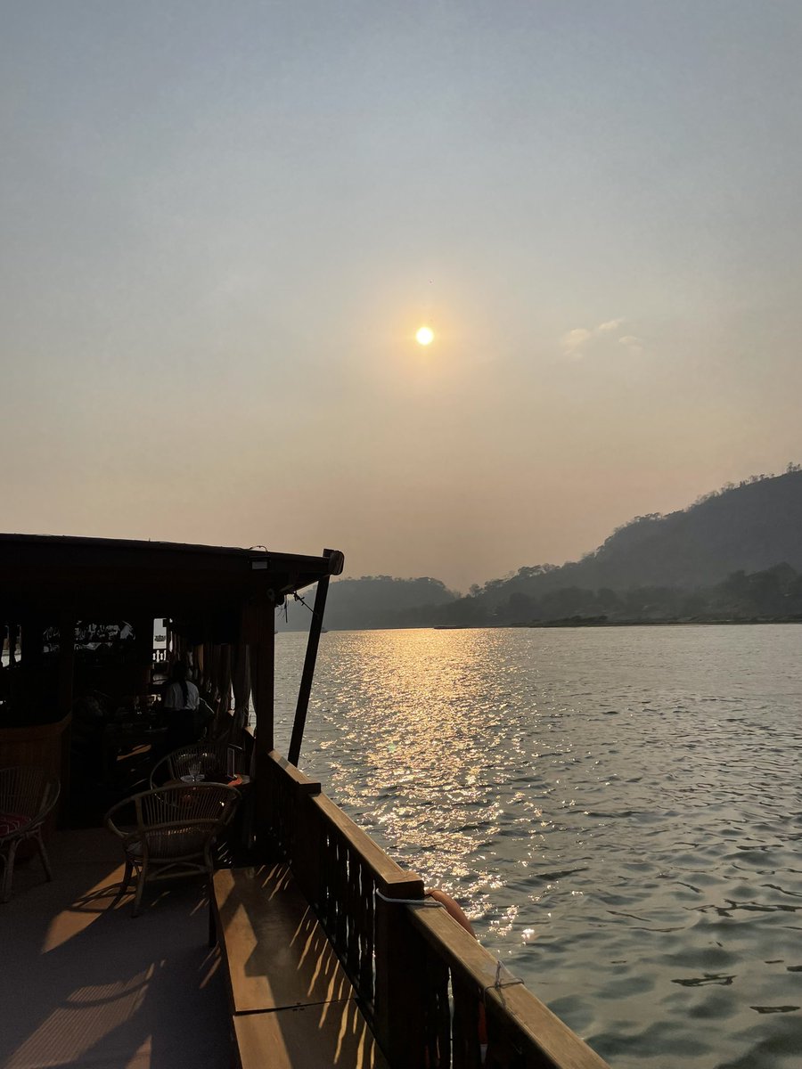 Jemma__RO's tweet photo. I LUV LAOS https://t.co/qGogA9zXGL