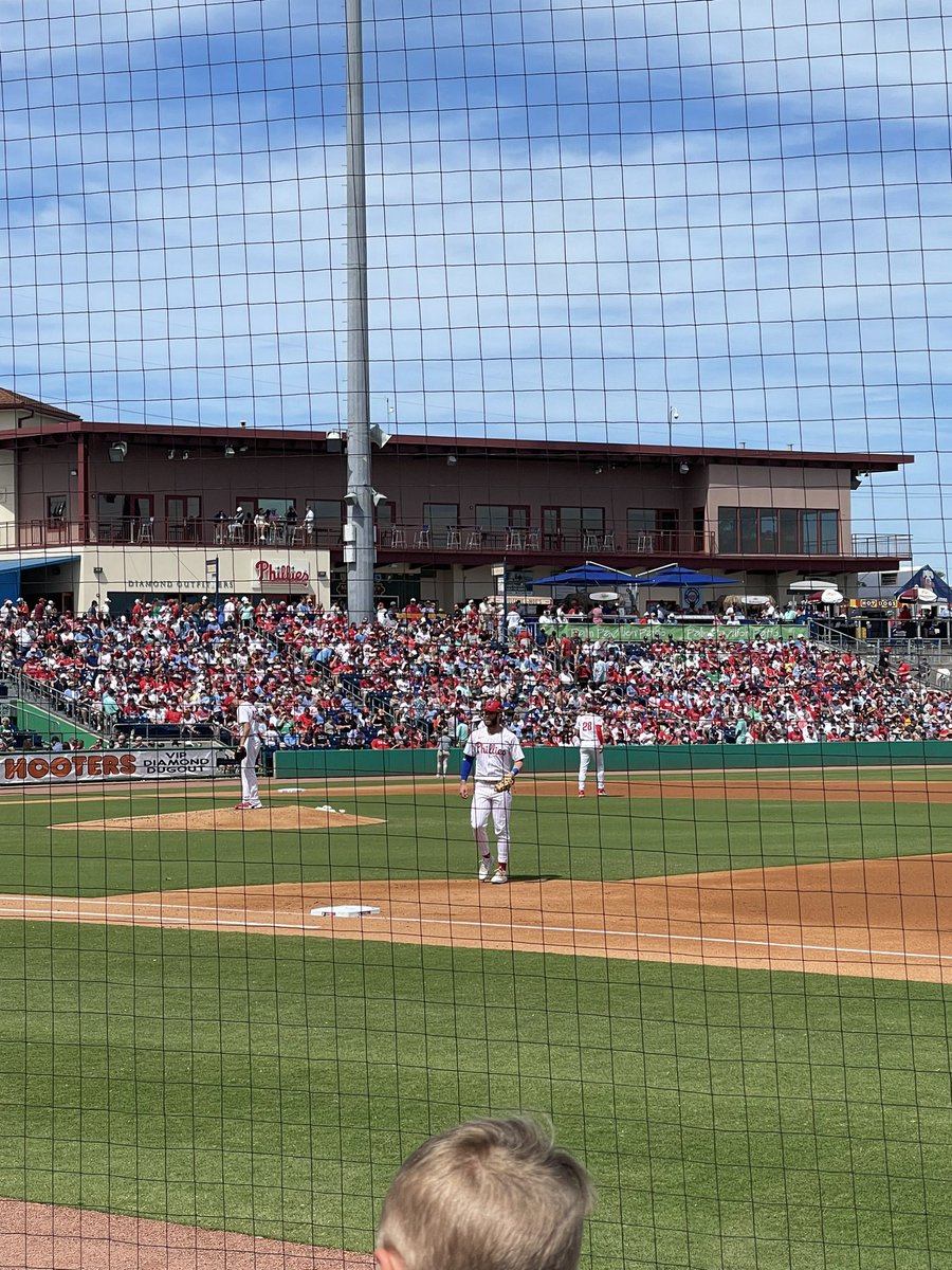 Gorgeous afternoon in Clearwater for the <a href="/Phillies/">Philadelphia Phillies</a>   Last game before coming back home.