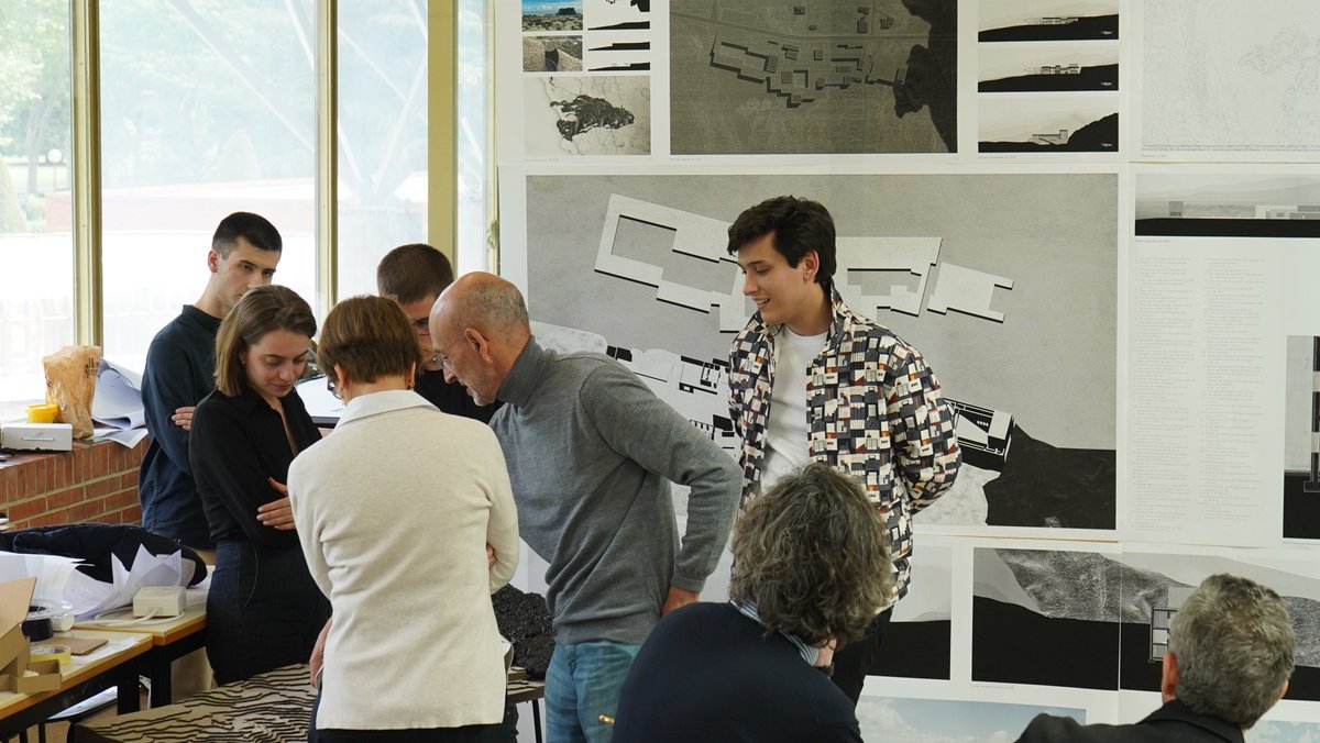 Escuela de Arquitectura tweet media