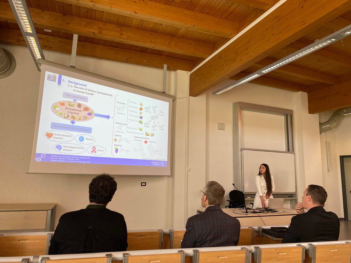 Today our <a href="/TosiNicole/">Nicole Tosi</a> defensed masterly her Ph.D. thesis on the metabolism of (poly)phenols 👏👏🥳🥳🥳 congrats Nic! Very well done! 

And congrats to your supervisors <a href="/phisquarelab/">Del Rio’s Lab @Unipr</a> <a href="/PMenaParreno/">Pedro Mena Parreño</a> <a href="/Leti_Bresciani/">Letizia Bresciani</a>.

<a href="/FoodPhDUnipr/">FoodScience_UNIPR</a> <a href="/unipr/">Università di Parma</a> 

Thanks also to <a href="/dvauzour/">Dr David Vauzour</a> for coming!