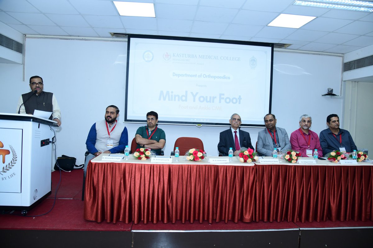 KmcMangOrtho's tweet image. An enlightening experience, a wonderful opportunity learning from the stalwarts of the field of foot and ankle surgery.
Delegates enjoyed interacting and learning in the saw bone hands on workshop!!🦴
#Mindyourfoot #orthocme 
#enthralled
@MAHE_Manipal @KMC_Mangalore