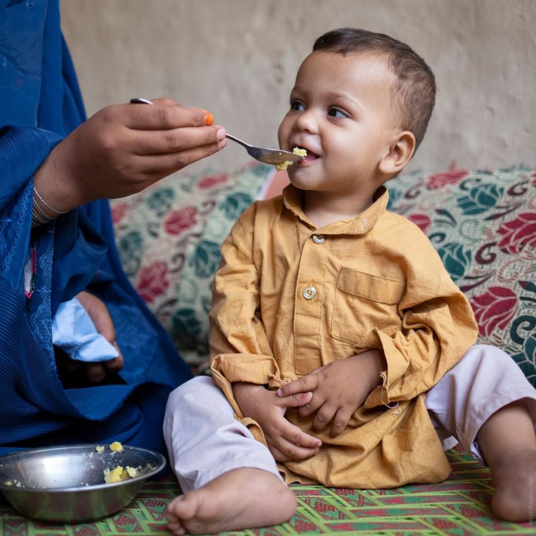 #DidYouKnow

The first 1,000 days can shape a child’s future.

That’s why the right nutrition, stimulation and care – or eat, play, love – are essential to a baby’s brain development.

#EarlyMomentsMatter