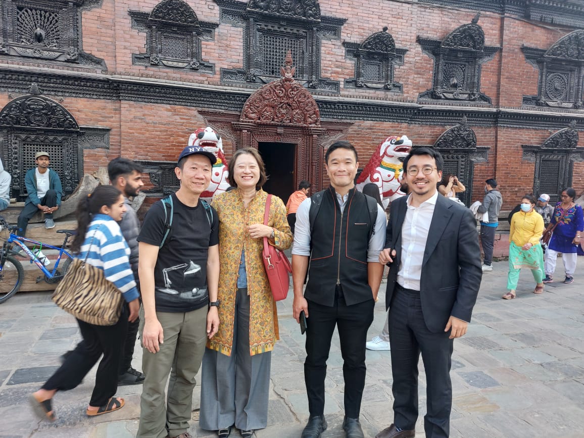 Happy to be in #Nepal again on a representational visit.  Caught up with LKYSPP and RSIS alumni, and visited the UNESCO World Heritage Site #Kathmandu Durbar Square and the Kumari Ghar. @nepaltourismb