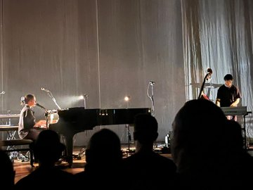 lfttchelt's tweet photo. Great night Saturday night watching @haniaranimusic at The @Bristol_Beacon Stunning performance 😀 https://t.co/72oRhw7Akn
