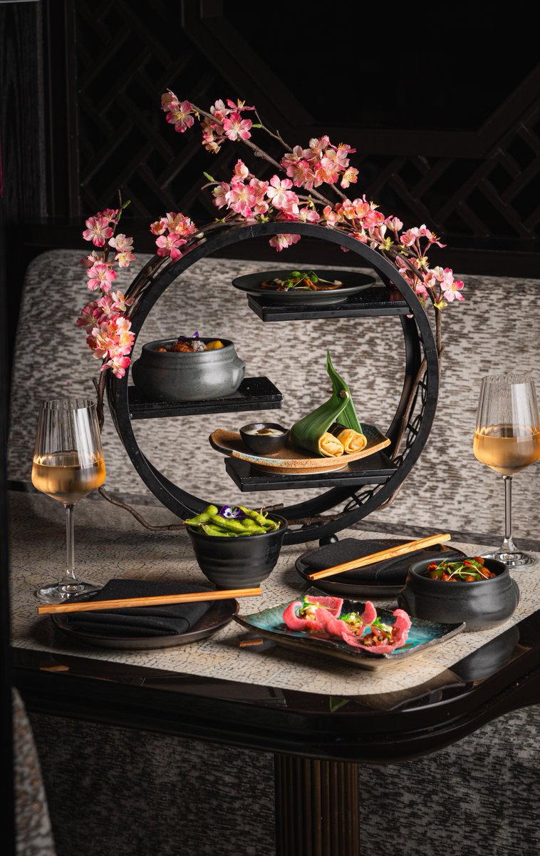 🌸MOOSTAND LUNCH🌸 This specially curated menu features 14 signature dishes, ranging from light and refreshing to indulgent and decadent, perfect for a summer lunch break or during a leisurely Saturday afternoon. BOOK NOW tattu.co.uk/moon-stand-lun…