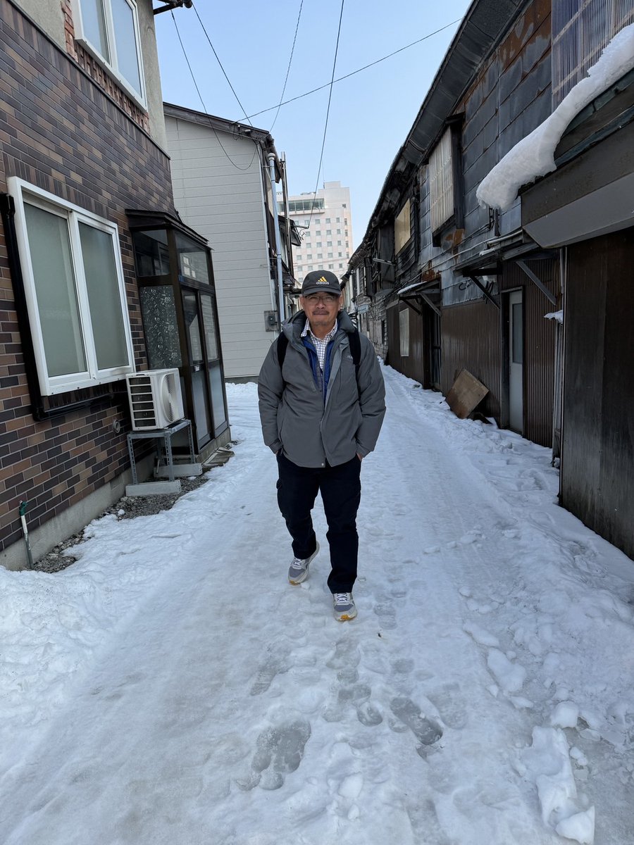 草莓、櫻花、雪
一次旅行滿足三個願望